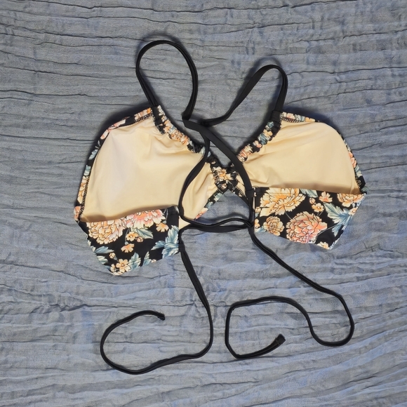 Flirty Floral Adjustable Cross Back Bikini Size L Blue, Pink and Black - Picture 2 of 3